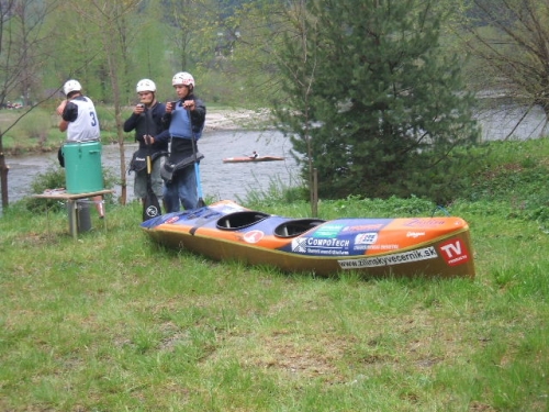 200904282153360.0704290013