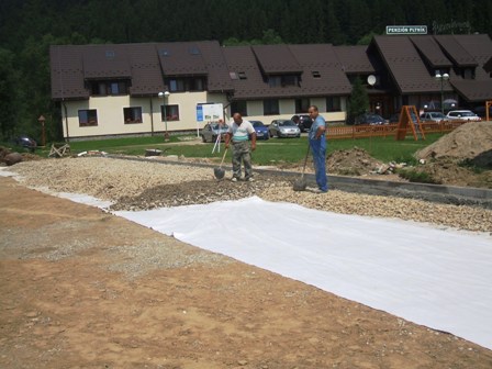 Viacúčelové ihrisko s umelou trávou