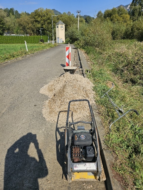 2025 - Oprava miestnych komunikácii, kofinancovanie výstavby kanalizácie a ČOV v obci 