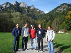 2012-Hochschornerovci v Č.Kláštore.Pred výstupom na Tri Koruny