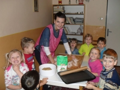 2013 - Mikuláš a pečenie medovníkov