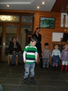 2013 - Mikuláš a pečenie medovníkov