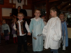 2013 - Mikuláš a pečenie medovníkov
