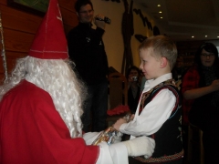 2013 - Mikuláš a pečenie medovníkov