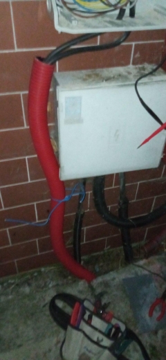 2021 - Nabíjacia stanica pre elektromobily