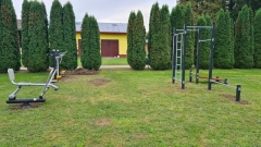 Workoutové ihrisko s doplnkovými fitness prvkami